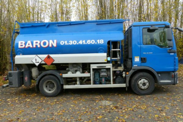 camion d'intervention - livraison de charbon les essarts le roi