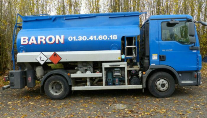 camion d'intervention - livraison de charbon les essarts le roi